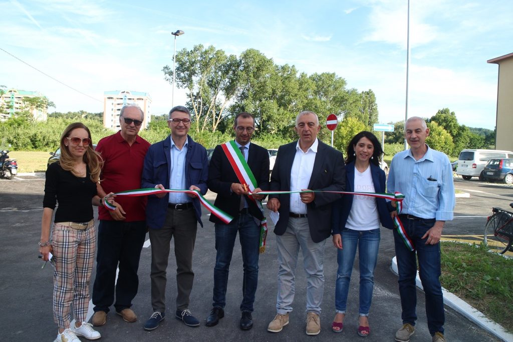 Ricci e Belloni inaugurano a Pesaro il parcheggio della Celletta