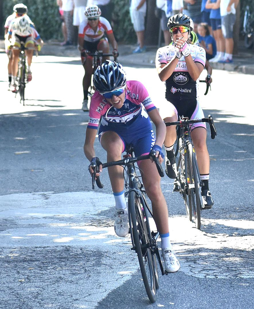 CICLISMO / Corridonia si conferma crocevia della Challenge rosa 