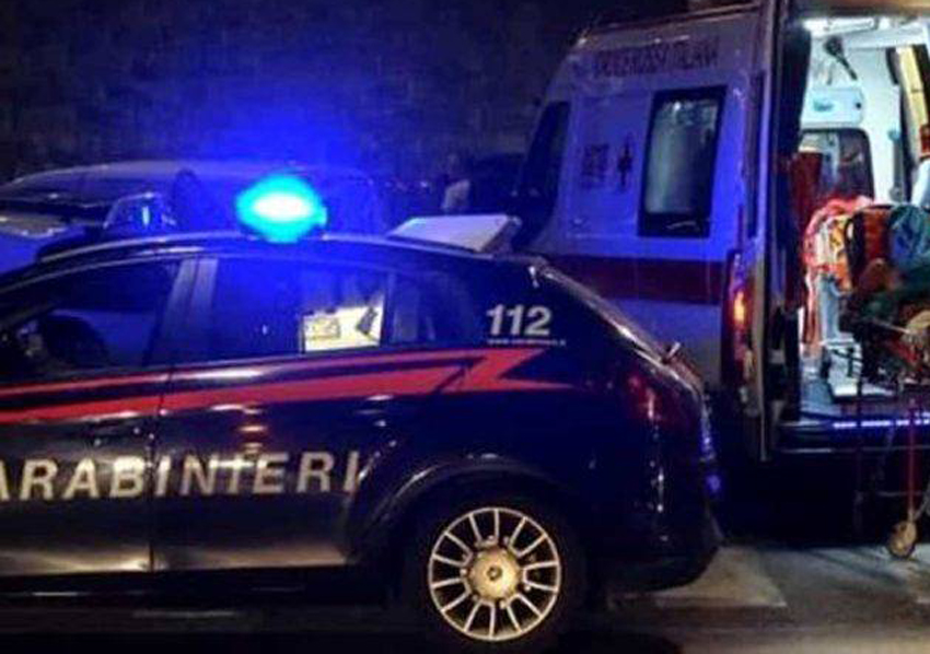 ambulanza carabinieri auto notte (1)