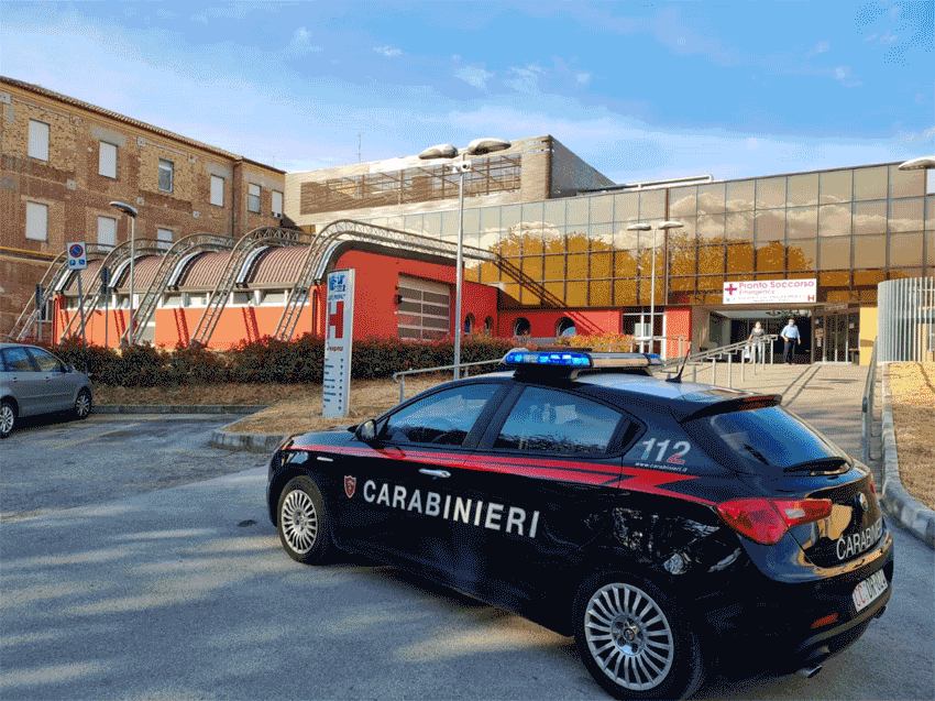 carabinieri FABRIANO auto ospedale2021-06-02 (1)