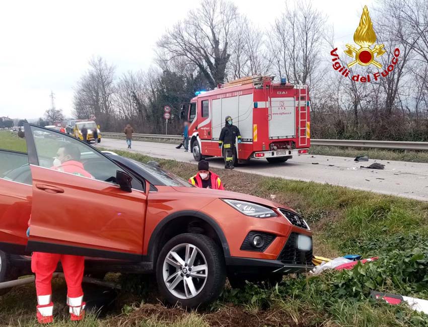 CASTELFIDARDO incidente auto2022-02-05