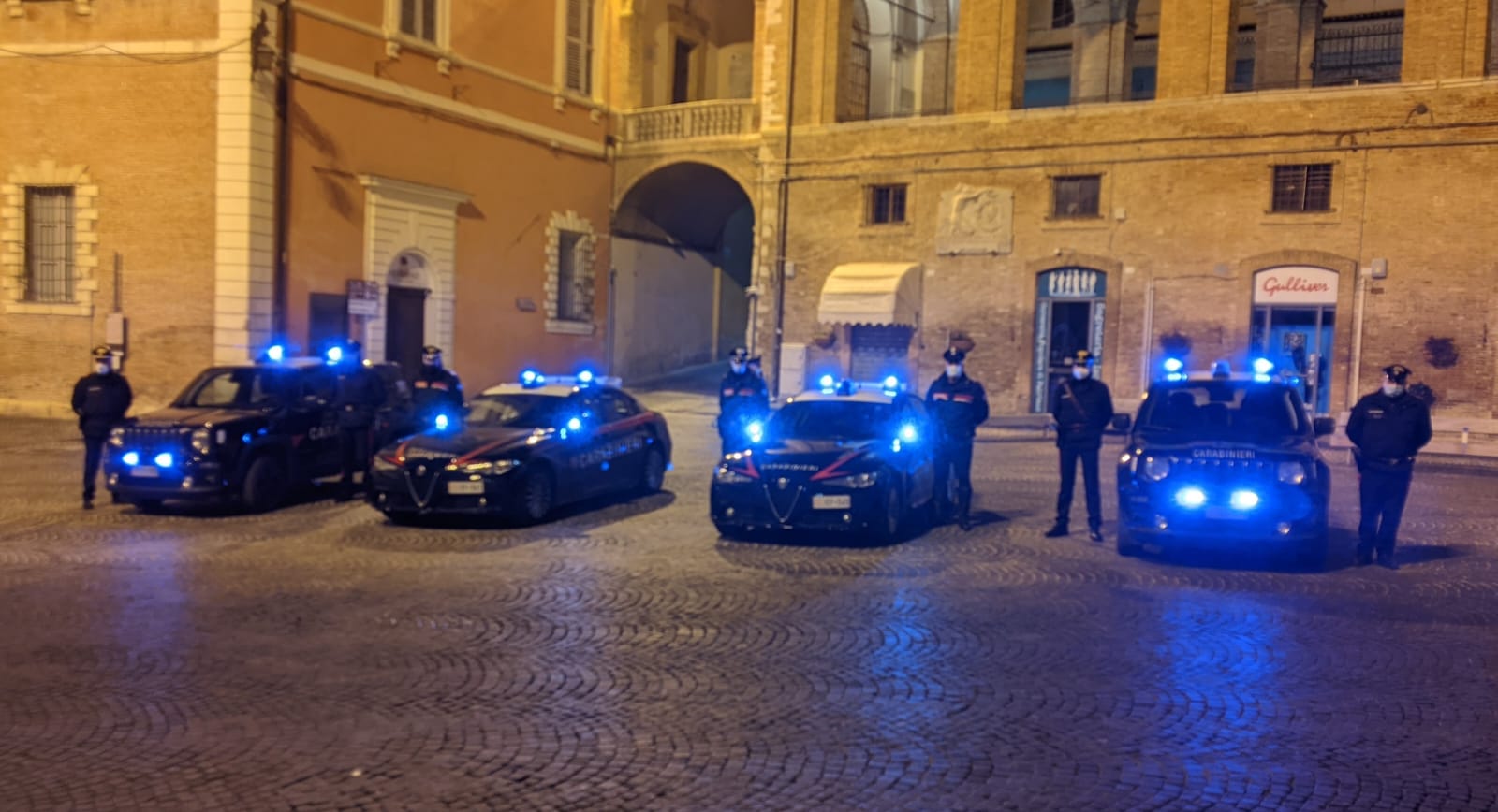 FABRIANO carabinieri auto militari2022 (2)