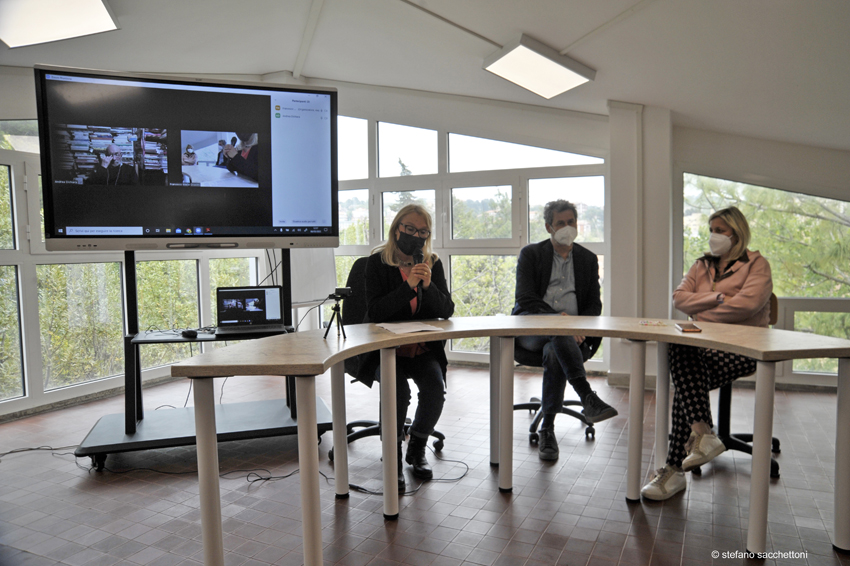 ANCONA biblioteca liceo Mannucci intitolata a Bruno Cantarini2022 (4)