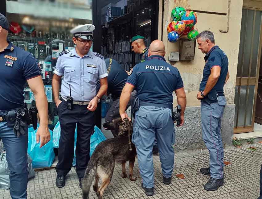 ANCONA-controlli-polizia-locale-e-Polizia2022-08-19x