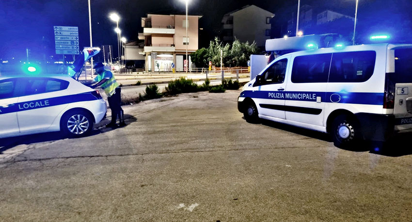 ANCONA polizia locale controlli di venerdì2022-09-02 (3)