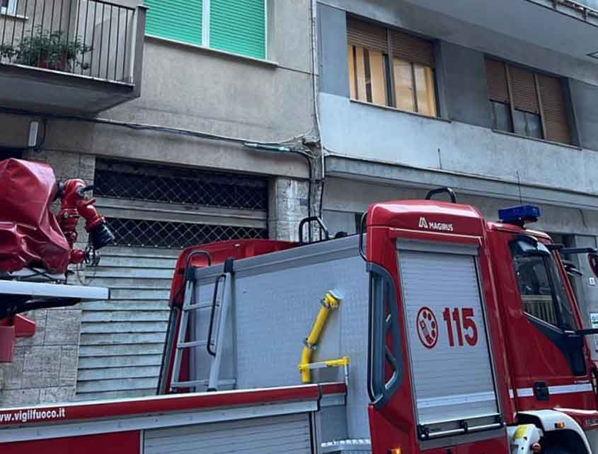 ANCONA post terremoto controlli dei vigilid el fuoco2022-11-14 (2)