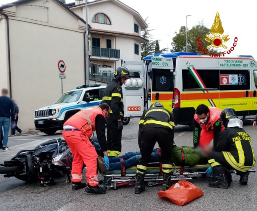 CASTELFIDARDO incidente auto scooter2023-04-13