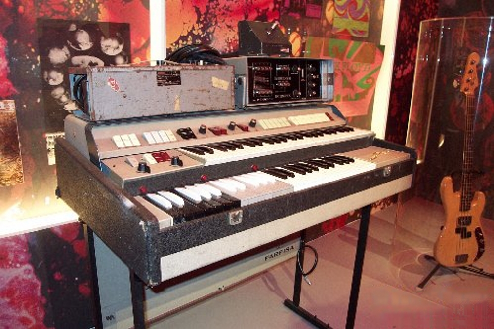 Farfisa Compact Duo utilizzata dai Pink Floyd (002)