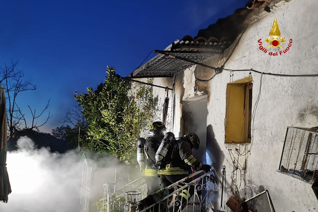 SANT’ELPIDIO A MARE incendio abitazione cascinare con morto2024-01-29 (2)