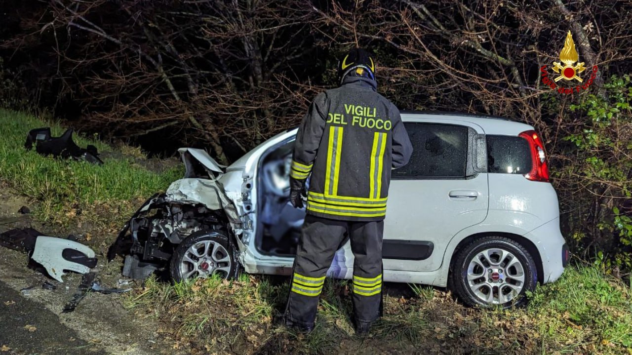 FERMO incidente auto feriti2024-03-18 (1)